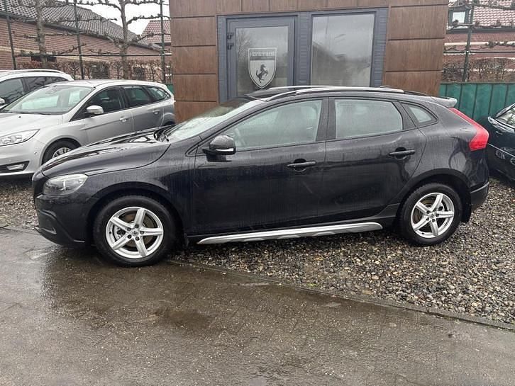 Occasion Volvo V40 CC Summum 180 PK (132 kW) 2013 Stationwagen