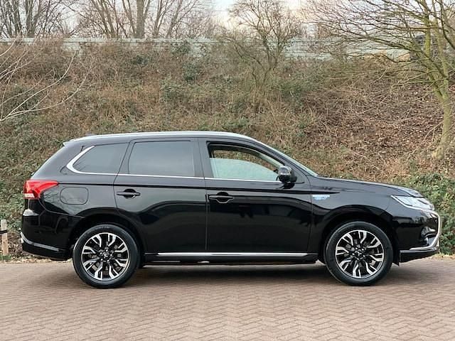 Occasion Mitsubishi Outlander P-HEV Edition 2015 Zwart SUV