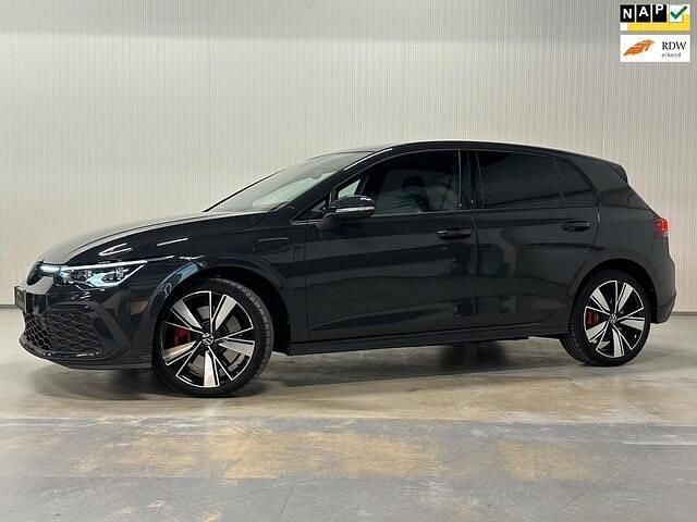 Grijs Gebruikt 2021 VW Golf VIII GTE Hatchback | € 27.900 (Eerlijke prijs) - Afbeelding 1/4
