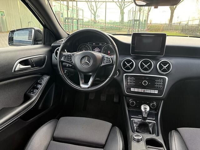 Occasion Mercedes A180 Edition 109 PK (80 kW) 2016 Zwart (metallic) Hatchback