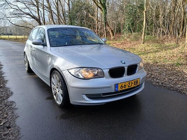 Occasion BMW 116 122 PK (89 kW) 2008 Grijs Hatchback