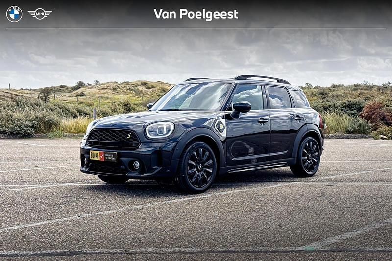 Midnight black ii Occasion 2023 Mini Cooper S Countryman Classic SUV | € 33.900 (Eerlijke prijs) - Afbeelding 1/4