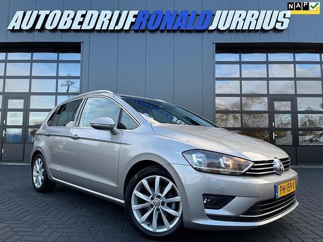 Grijs Gebruikt 2017 VW Golf Sportsvan Highline MPV | € 12.950 (Eerlijke prijs) - Afbeelding 1/4