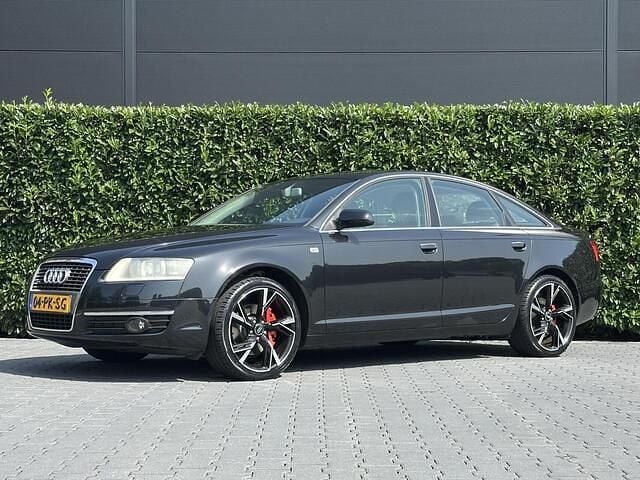 Zwart Gebruikt 2004 Audi A6 Business Sedan | € 5.450 (Eerlijke prijs) - Afbeelding 1/4