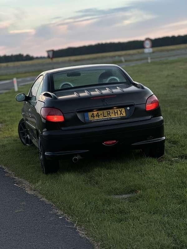 Gebruikt 2003 Peugeot 206 CC Cabriolet | € 950 (Goede deal) - Afbeelding 1/4