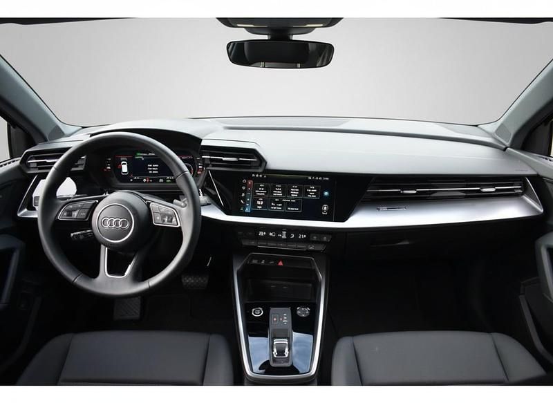 Occasion Audi A3 Sportback e-tron Proline 204 PK (150 kW) 2024 Zwart (metallic) Hatchback