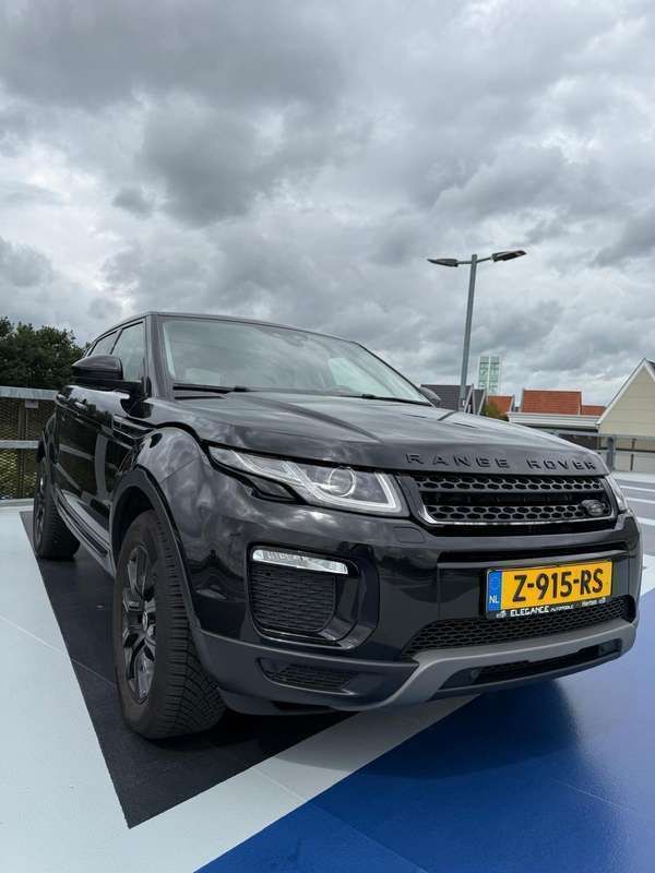 Zwart Gebruikt 2018 Land Rover Range Rover evoque SE Stationwagen | € 29.499 (Eerlijke prijs) - Afbeelding 1/4