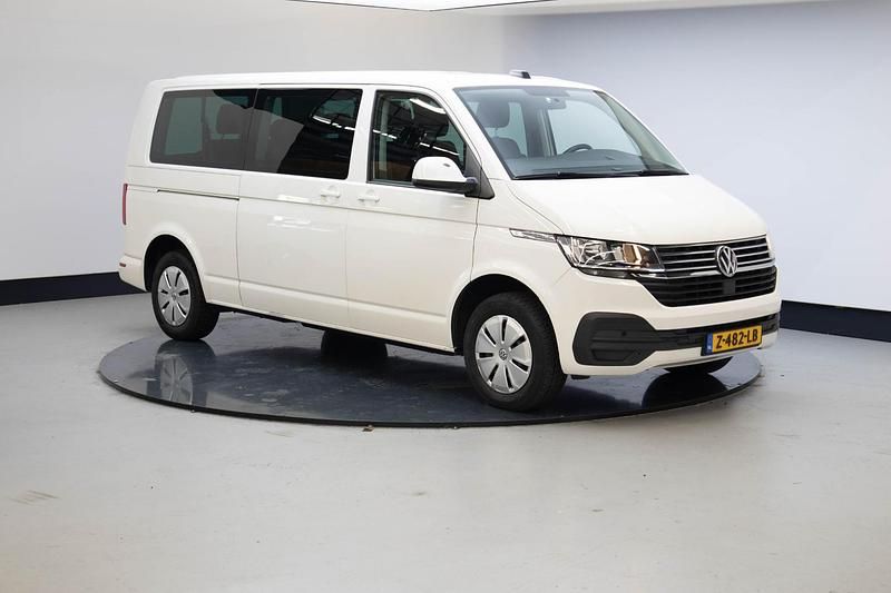 Wit Gebruikt 2024 VW Transporter Highline Van | € 40.945 - Afbeelding 1/4