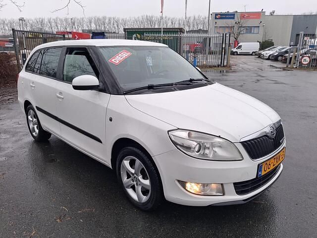 Occasion Skoda Fabia Business Line 75 PK (55 kW) 2013 Wit Stationwagen