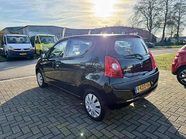 Occasion Nissan Pixo 68 PK (50 kW) 2010 Zwart Hatchback