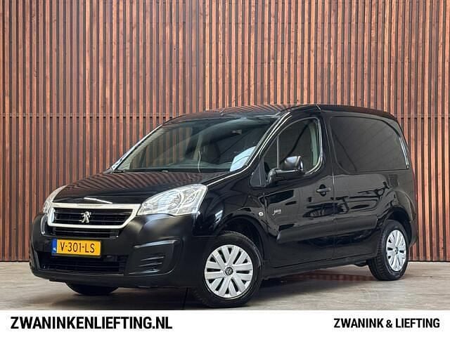 Zwart Occasion 2018 Peugeot Partner Premium MPV | € 8.400 (Super prijs) - Afbeelding 1/4
