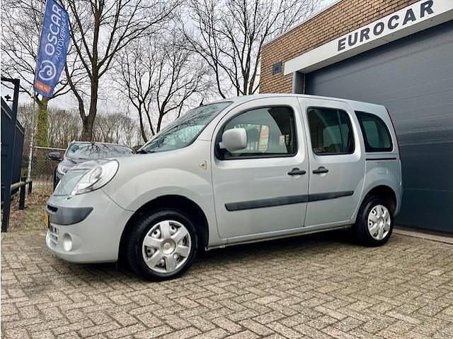Occasion Renault Kangoo Expression 106 PK (77 kW) 2010 Grijs (metallic) MPV