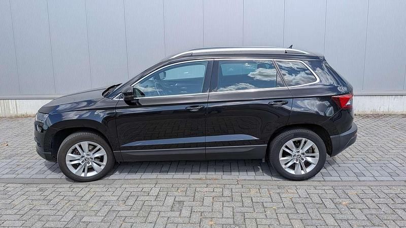 Zwart Gebruikt 2018 Skoda Karoq Style SUV | € 15.900 (Iets duurder) - Afbeelding 1/4