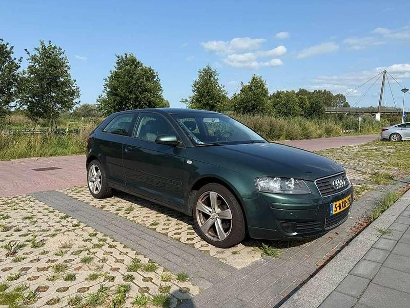 Groen Gebruikt 2004 Audi A3 Ambition Hatchback | € 3.700 (Eerlijke prijs) - Afbeelding 1/4