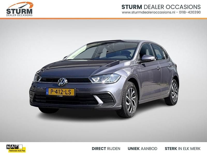 Grijs Gebruikt 2022 VW Polo Life Hatchback | € 22.389 (Eerlijke prijs) - Afbeelding 1/4