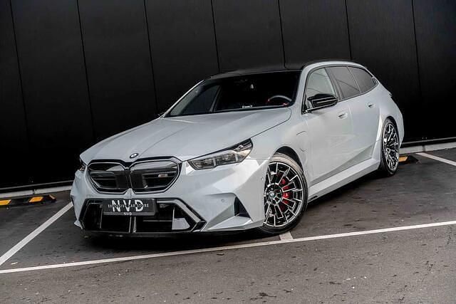 Occasion BMW M5 Comfort Edition 585 PK (430 kW) 2025 Grijs Stationwagen