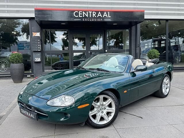 Groen Gebruikt 1997 Jaguar XK8 Cabriolet | € 13.950 - Afbeelding 1/4
