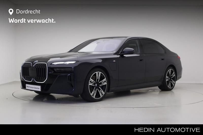 Occasion BMW 750e Executive 313 PK (230 kW) 2025 Zwart Sedan