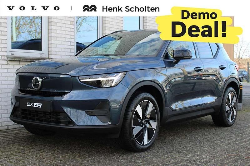 Blauw Nieuw 2025 Volvo EX40 Business Edition SUV | € 45.950 - Afbeelding 1/3