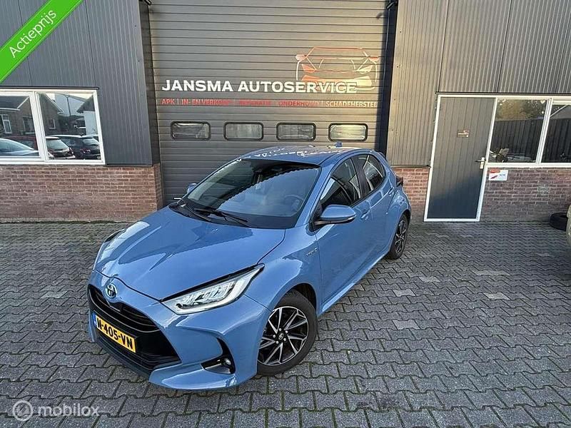 Occasion Toyota Yaris Hybrid 91 PK (66 kW) 2021 Blauw Hatchback