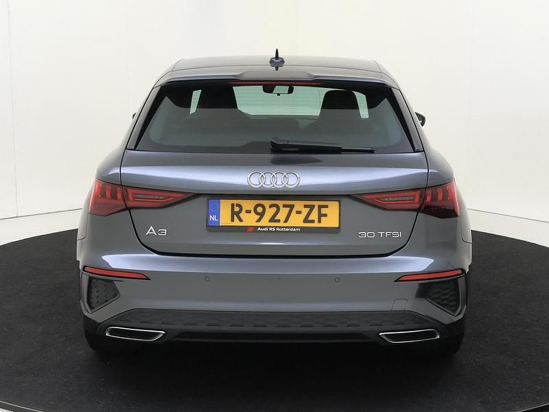 Occasion Audi A3 Sportback Basis 110 PK (80 kW) 2023 Grijs Hatchback
