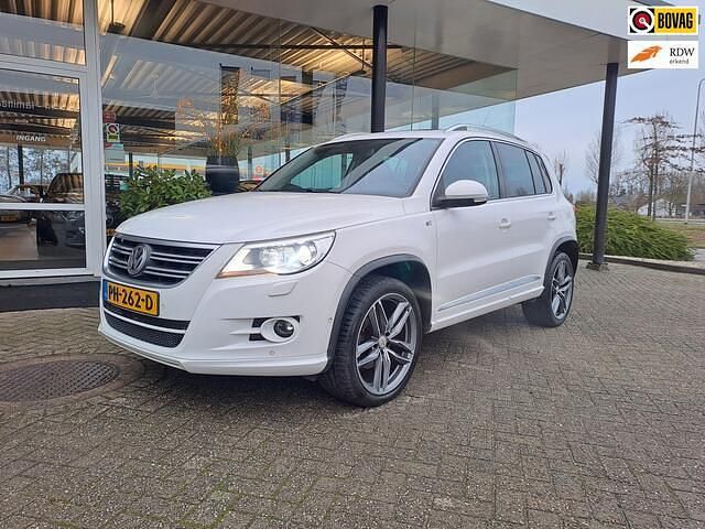 Wit Gebruikt 2010 VW Tiguan Sport SUV | € 8.999 (Eerlijke prijs) - Afbeelding 1/4