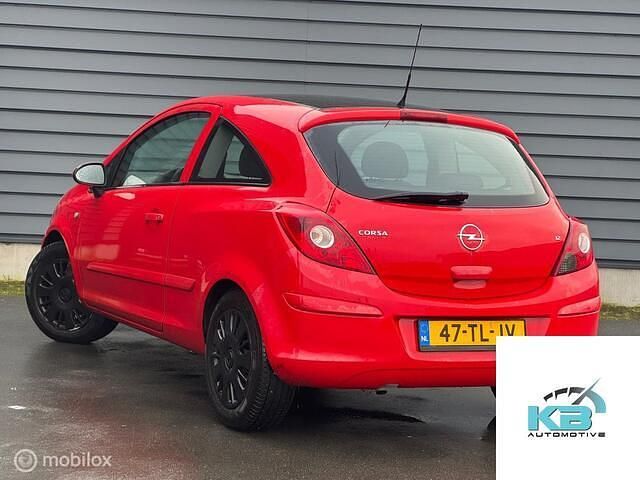 Occasion Opel Corsa Enjoy 80 PK (58 kW) 2006 Rood Hatchback