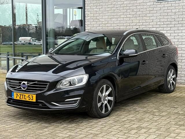 Occasion Volvo V60 215 PK (158 kW) 2015 Zwart (metallic) Stationwagen