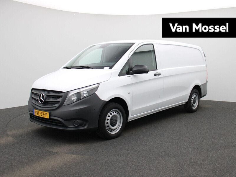 Wit Gebruikt 2023 Mercedes Vito MPV | € 26.900 (Super prijs) - Afbeelding 1/4