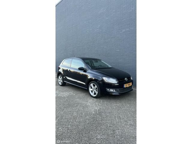 Zwart Gebruikt 2012 VW Polo Highline Hatchback | € 4.395 (Super prijs) - Afbeelding 1/4