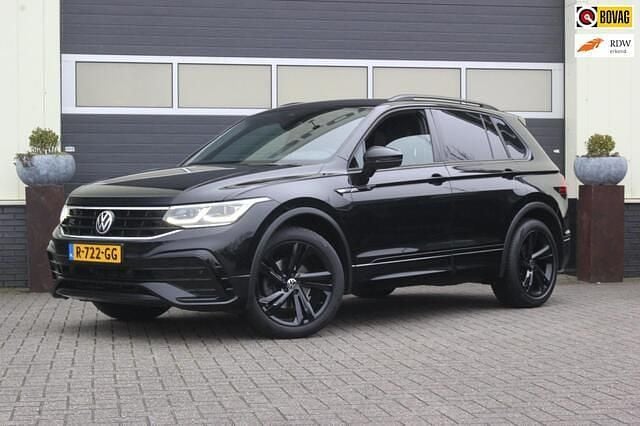 Zwart Occasion 2021 VW Tiguan Business+ SUV | € 31.895 (Goede deal) - Afbeelding 1/4