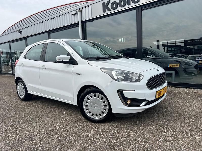 Hatchback Gebruikt 2019 Ford Ka Plus Trend Hatchback | € 11.750 (Iets duurder) - Afbeelding 1/4