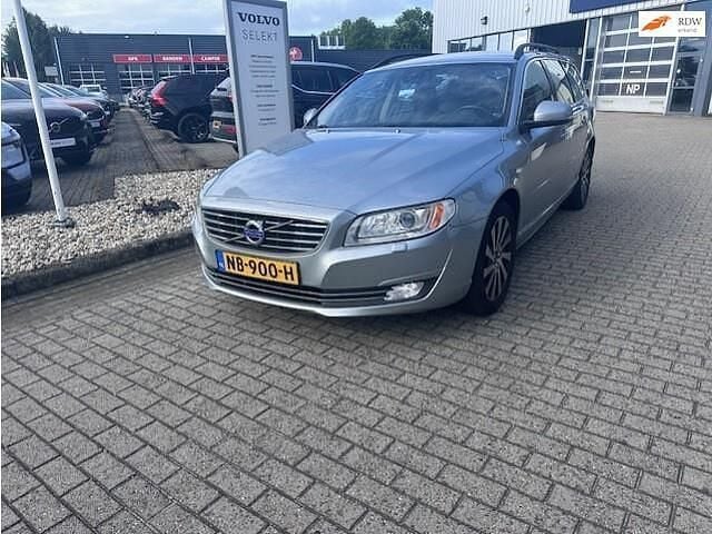 Grijs Gebruikt 2017 Volvo V70 Stationwagen | € 6.550 (Goede deal) - Afbeelding 1/4