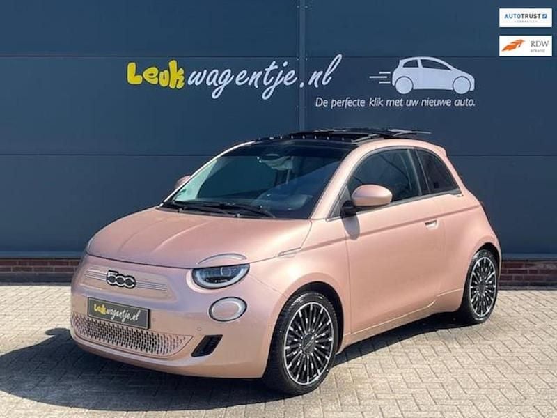 Goud Occasion 2022 Fiat 500e Icon Hatchback | € 18.940 (Eerlijke prijs) - Afbeelding 1/4