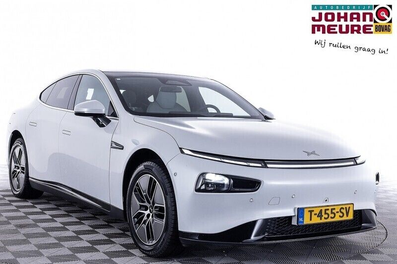 Wit Gebruikt 2023 XPENG P7 RWD Long Range Sedan | € 36.900 - Afbeelding 1/4