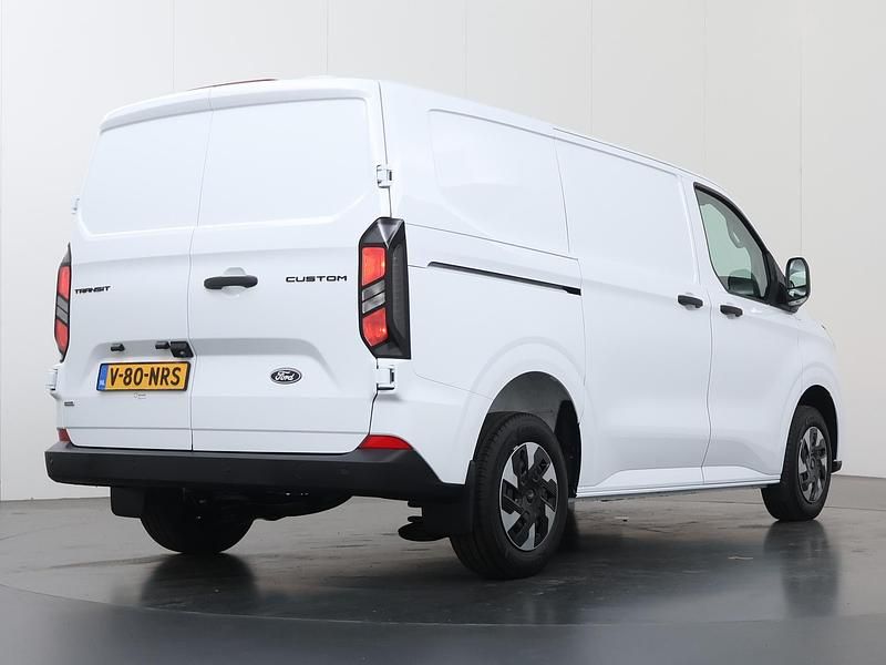 Nieuw Ford Transit Custom Trend 232 PK (170 kW) 2025 Wit Van
