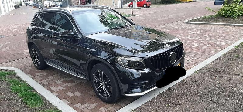 Occasion Mercedes GLC220 Premium Plus 170 PK (125 kW) 2018 Zwart Stationwagen