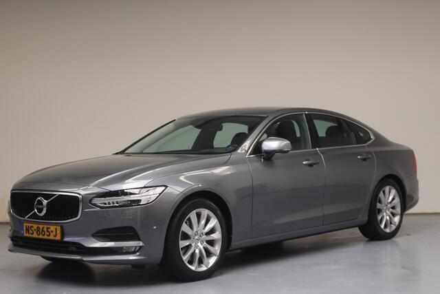 Grijs Gebruikt 2017 Volvo S90 Momentum Sedan | € 20.950 (Eerlijke prijs) - Afbeelding 1/4