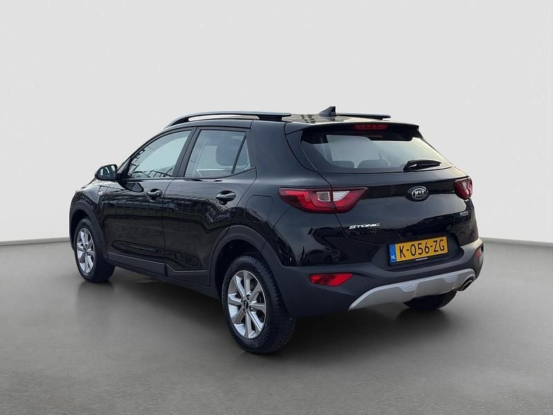 Occasion Kia Stonic 101 PK (74 kW) 2021 Zwart SUV