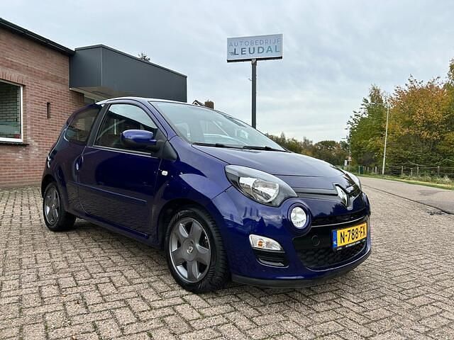 Occasion Renault Twingo Dynamique 75 PK (55 kW) 2013 Paars Hatchback