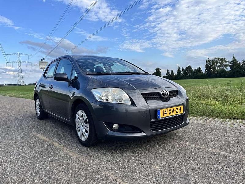Grijs Gebruikt 2007 Toyota Auris Business Edition Hatchback | € 4.000 (Eerlijke prijs) - Afbeelding 1/4