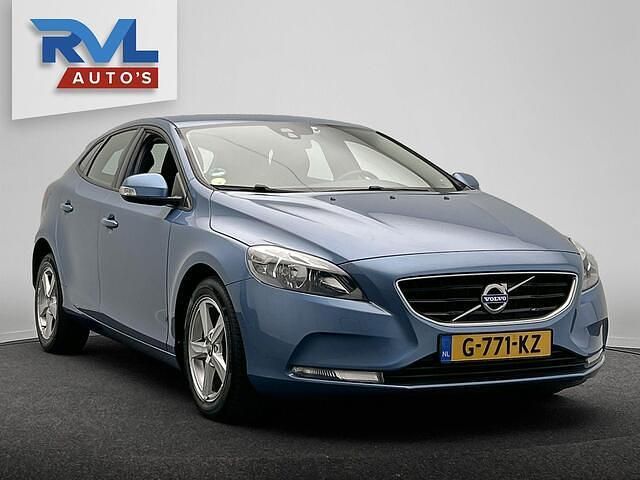 Occasion Volvo V40 Business Edition 120 PK (88 kW) 2015 Blauw (metallic) Hatchback