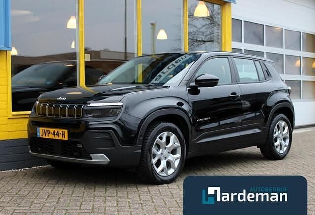Zwart Occasion 2024 Jeep Avenger Altitude SUV | € 20.900 (Super prijs) - Afbeelding 1/4