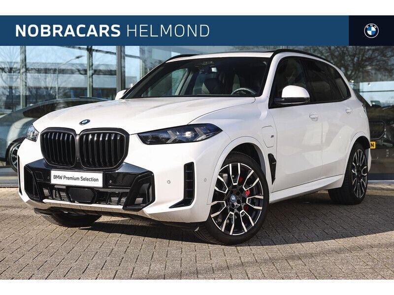 Mineralweiss Gebruikt 2024 BMW X5 Executive SUV | € 104.950 (Eerlijke prijs) - Afbeelding 1/4
