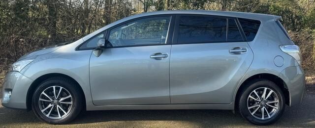 Occasion Toyota Verso Life 147 PK (108 kW) 2014 Grijs MPV