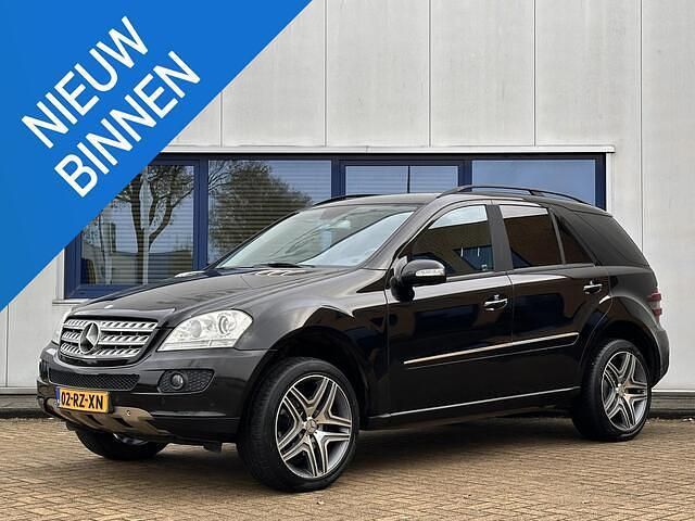 Zwart Occasion 2005 Mercedes 350 SUV | € 9.950 - Afbeelding 1/4