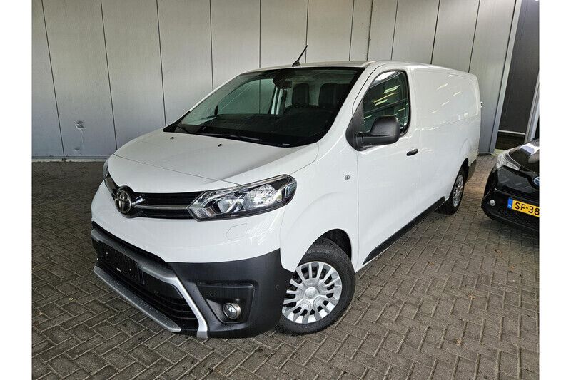 Gebruikt 2022 Toyota Proace Van | € 23.202 (Goede deal) - Afbeelding 1/1