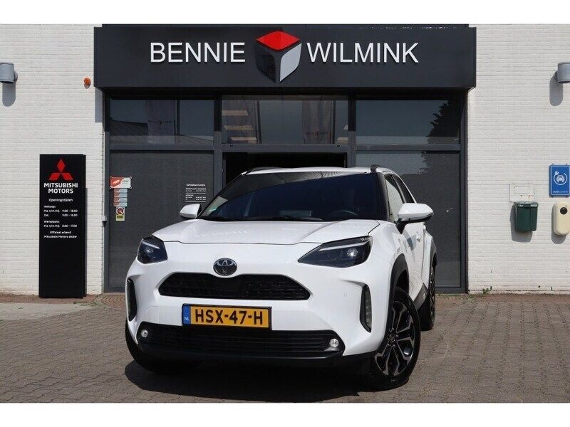 Wit Gebruikt 2024 Toyota Yaris Cross Comfort SUV | € 31.500 (Eerlijke prijs) - Afbeelding 1/4