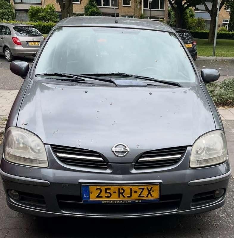 Zilver Gebruikt 2005 Nissan Almera Tino Acenta MPV | € 1.299 (Eerlijke prijs) - Afbeelding 1/2