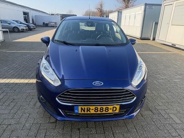 Occasion Ford Fiesta Titanium 125 PK (91 kW) 2015 Blauw Hatchback